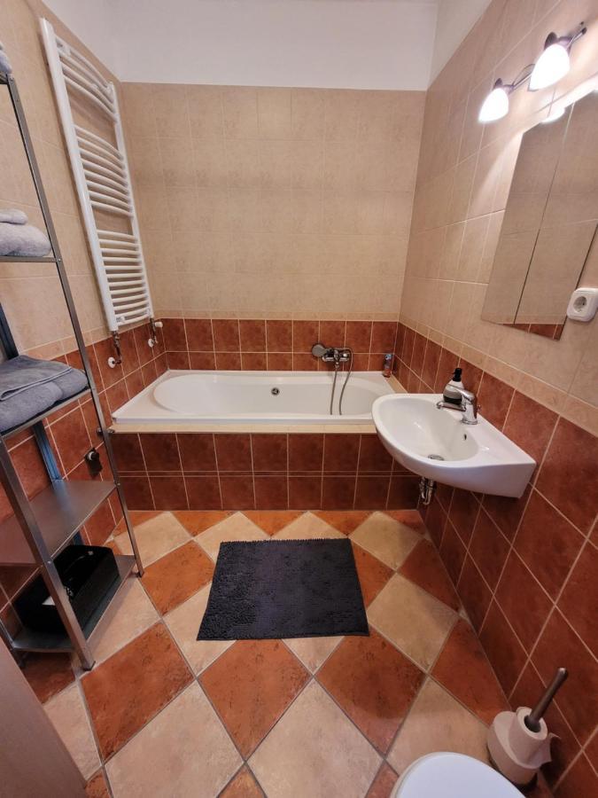 Hb Downtown Sunny Apartman Budapest Kültér fotó